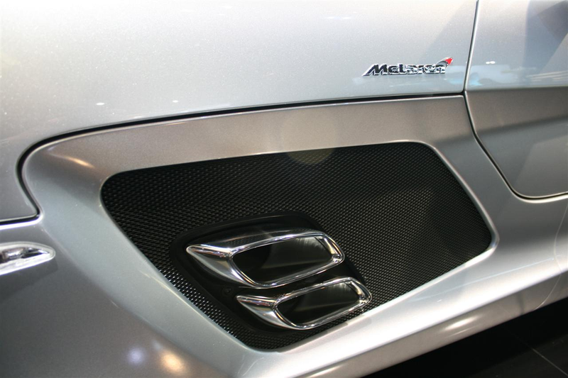 Illustration for article titled 2009 Mercedes McLaren SLR Stirling Moss: $1.01 Million McLaren Madness